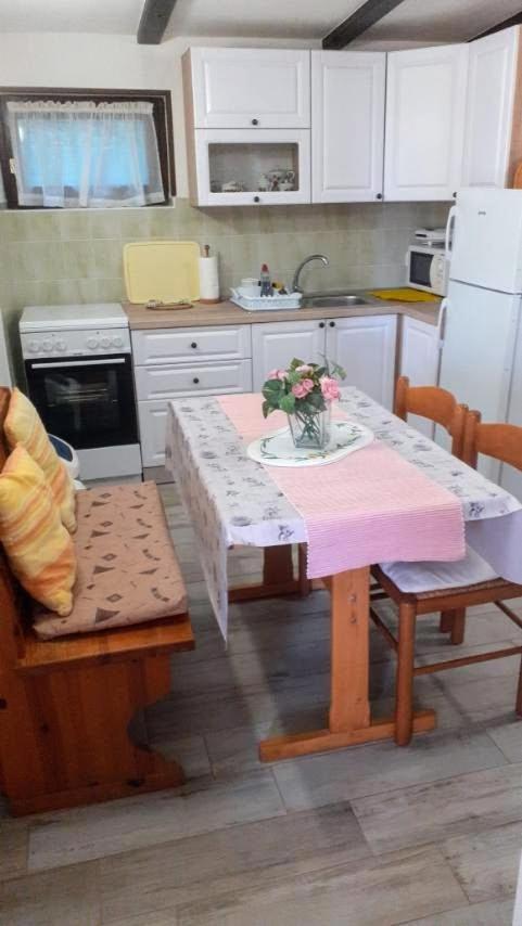 Apartments Pinezic Martinšćica Extérieur photo