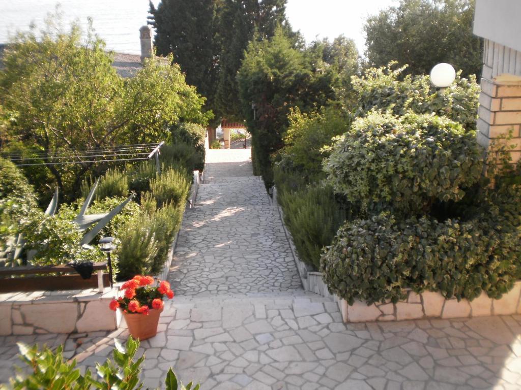Apartments Pinezic Martinšćica Chambre photo